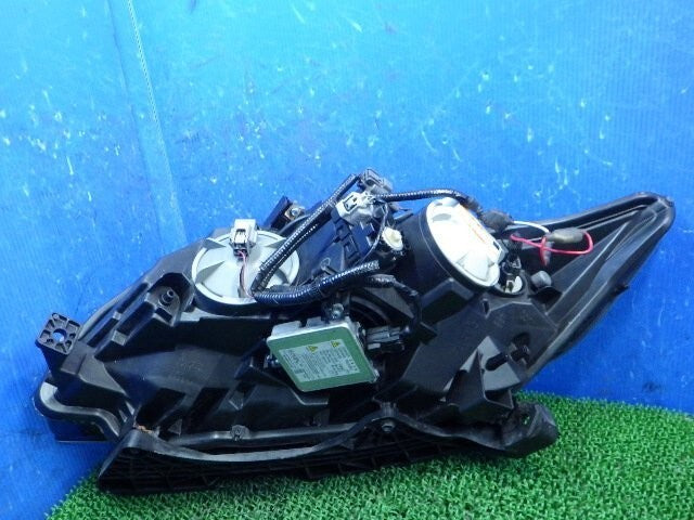 Genuine Honda F1 CR-Z CRZ Early Model ZF2 Right Headlight KOITO 100-22010