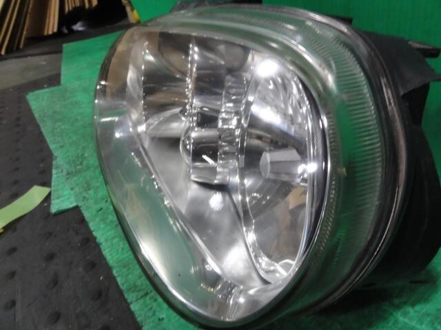 Volkswagen VW Golf GH-1JAZJ Left Headlight