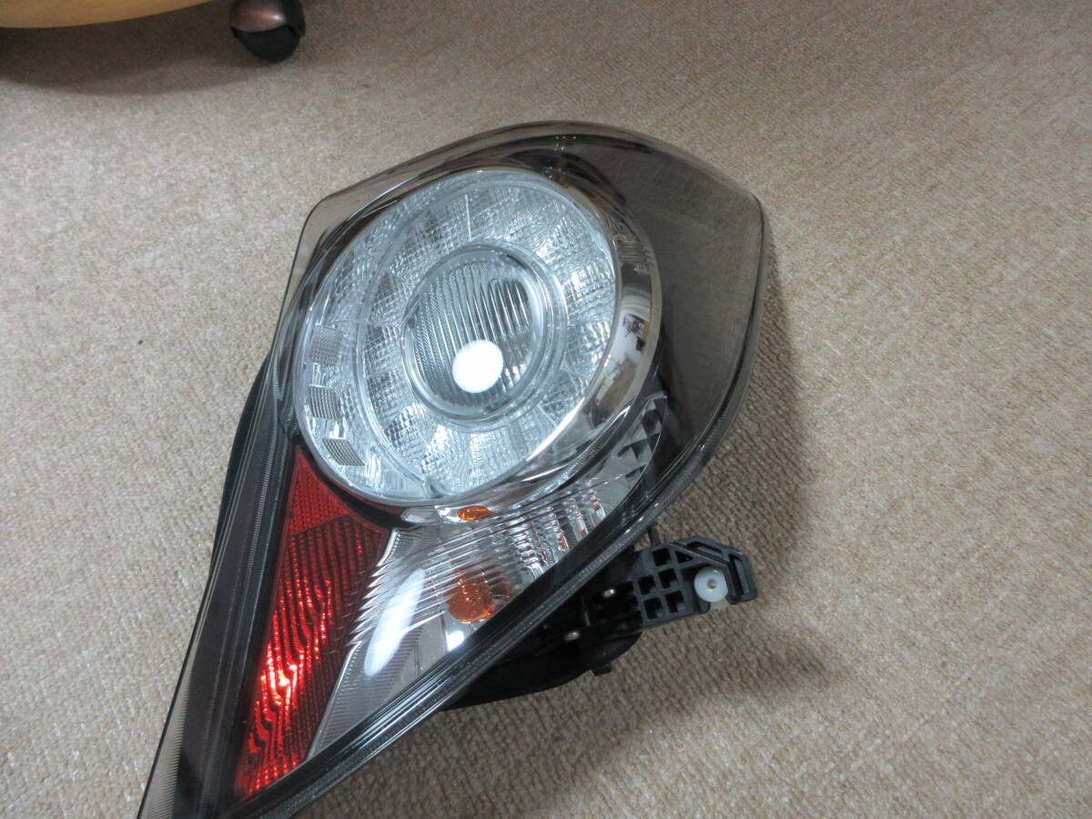 Toyota Yaris Vitz NCP131 2010-2016 Right LED Tail Light Lamp Genuine OEM JDM
