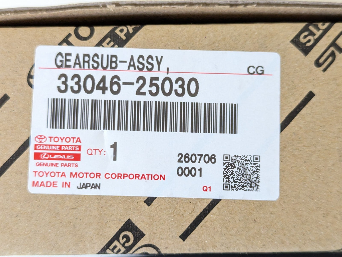 33046-25030 Genuine Toyota DYNA / TOYOACE 5th Countershaft Gear OEM