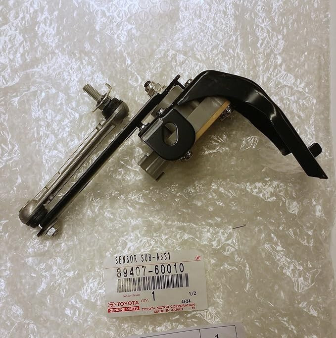 Toyota Lexus OEM For Land Cruiser LX470 SENSOR SUB-ASSY, HEIGHT CONTROL, REAR