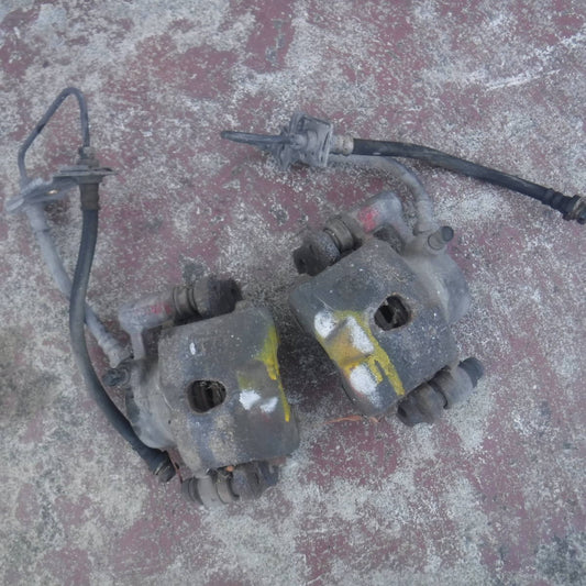 Mitsubishi Minicab U41T U42T U41V U42V Front Caliper Left Right Set 1991-1999
