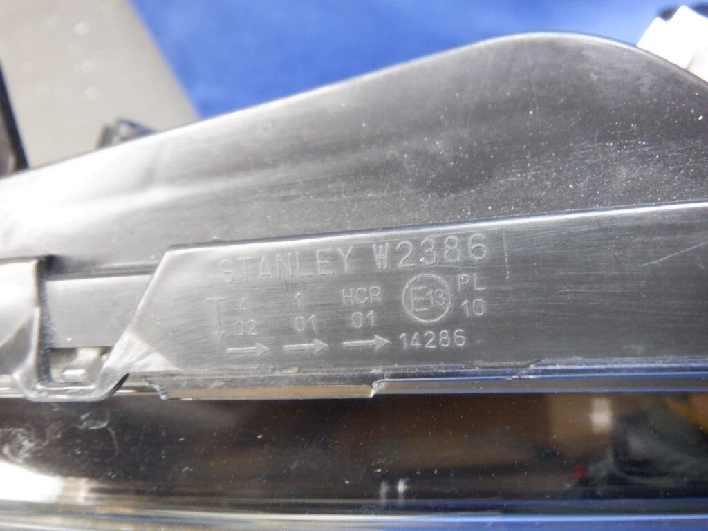 Honda Jazz Fit Shuttle GP7 GP8 GK8 GK9 Halogen Headlight Lights Lamps Left