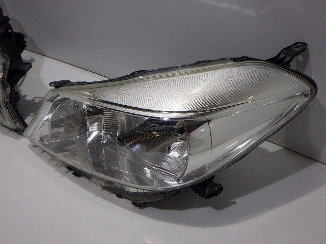 Toyota Yaris Vitz NCP131 KSP130 NSP135 Early Model Headlight KOITO 52-233 JDM