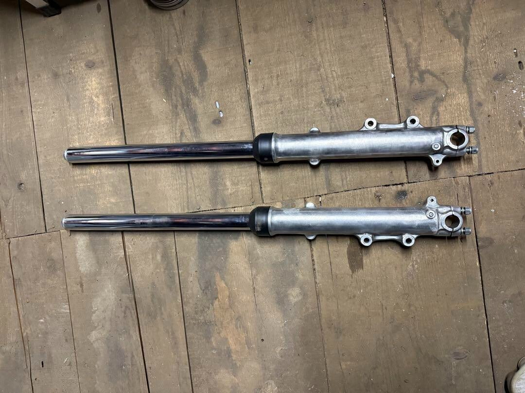 Kawasaki KZ1000 A1 Front Fork