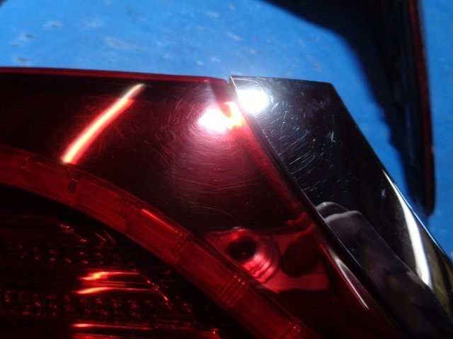 Toyota Crown Royal AWS210 GRS210 Left Tail Lights LED Rear Lamps 2015-2018