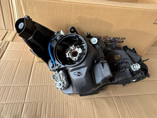 Toyota CROWN athlete 210 AWS210 GRS210 Early Model Left Headlight Light Lamp