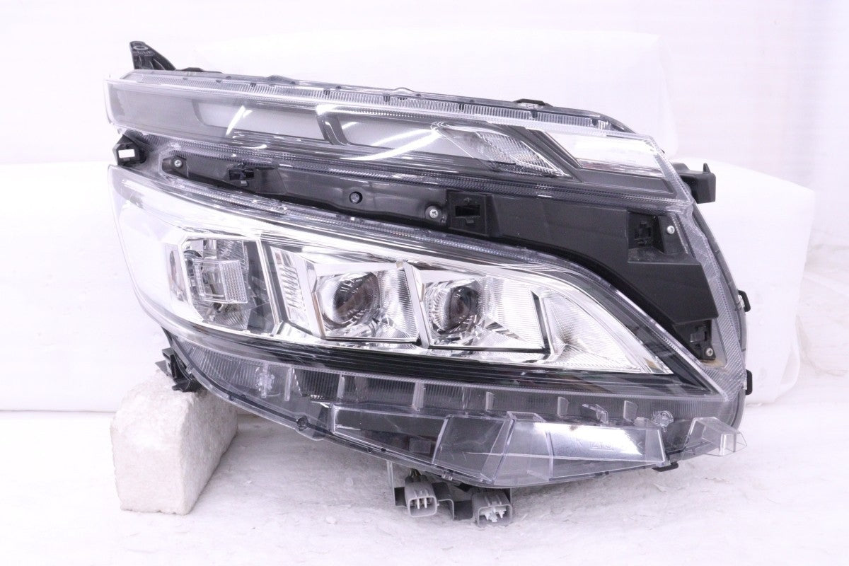 JDM 2017-2021 Toyota Voxy ZRR80G ZRR85G LED Headlight Light Lamp Right RH OEM