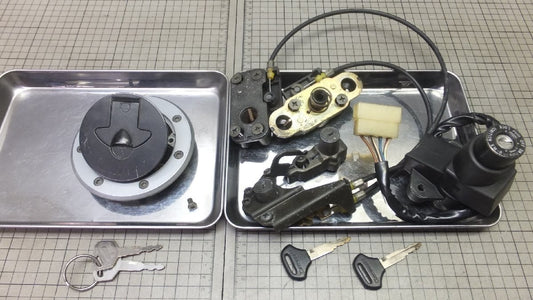Kawasaki ZR-7S ZR750F 2001-2005 Ignition Switch Key Set Genuine OEM