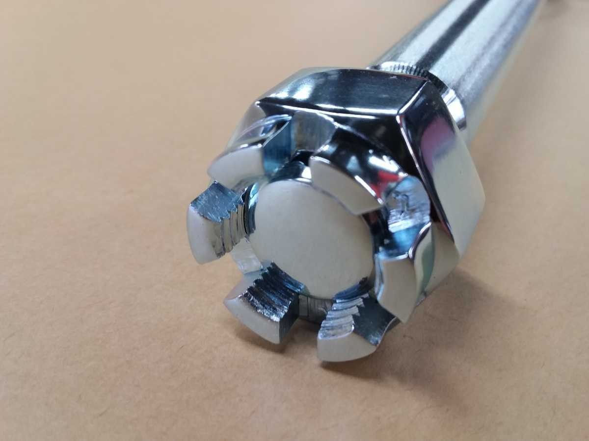 Kawasaki Z1 900 Super Four / Z2 750RS 1972-1976 Axle Shaft Genuine OEM