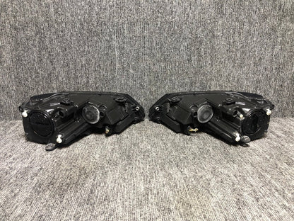 Volkswagen VW Jetta 2010 Halogen Headlights Left Right Genuine OEM