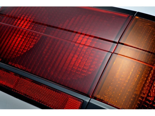 Genuine Mazda Right Tail Light Lens 89-92 Rx7 FC-3S Coupe FC01-51-170A(180A）