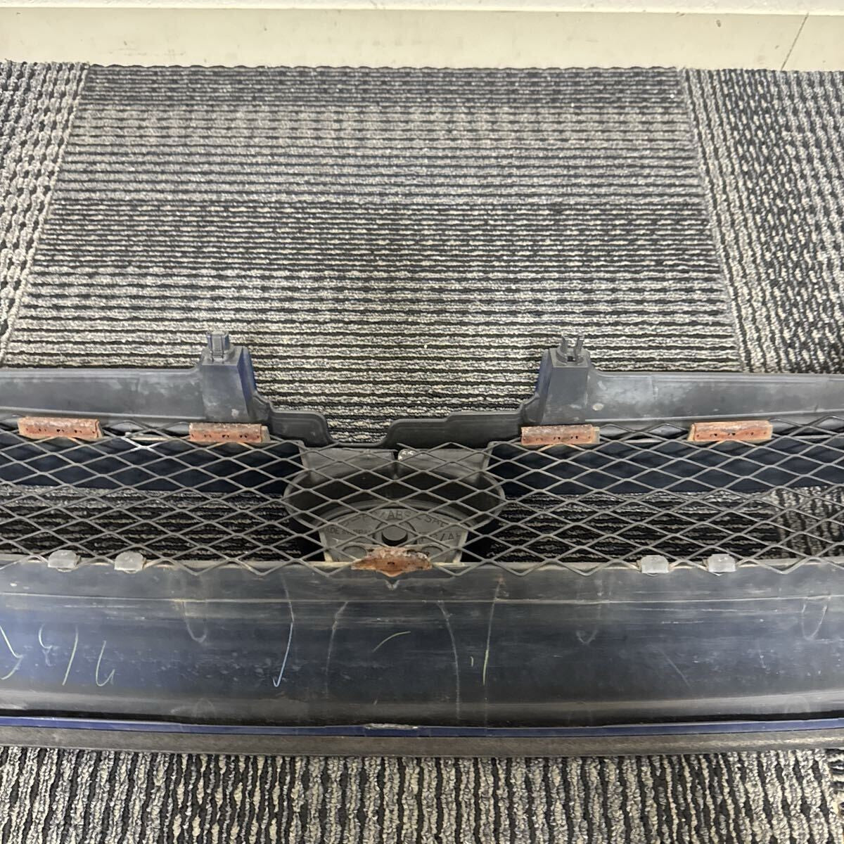 Subaru Impreza WRX STI GDA GDB Version B Early Model Grille 91121-FE050 OEM JDM