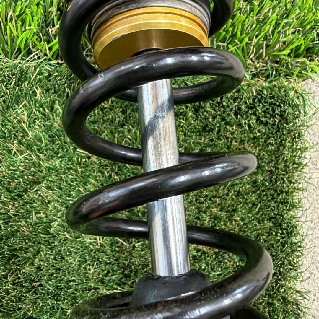 Ohlins KA2044 Rear Shock Absorber for Kawasaki Zephyr 750