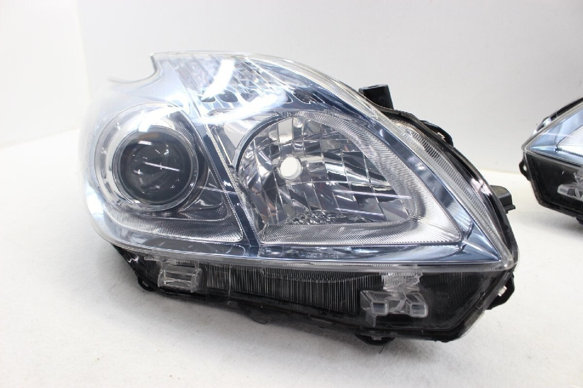 Toyota Prius ZVW30 Early Model Headlight Halogen KOITO 47-29