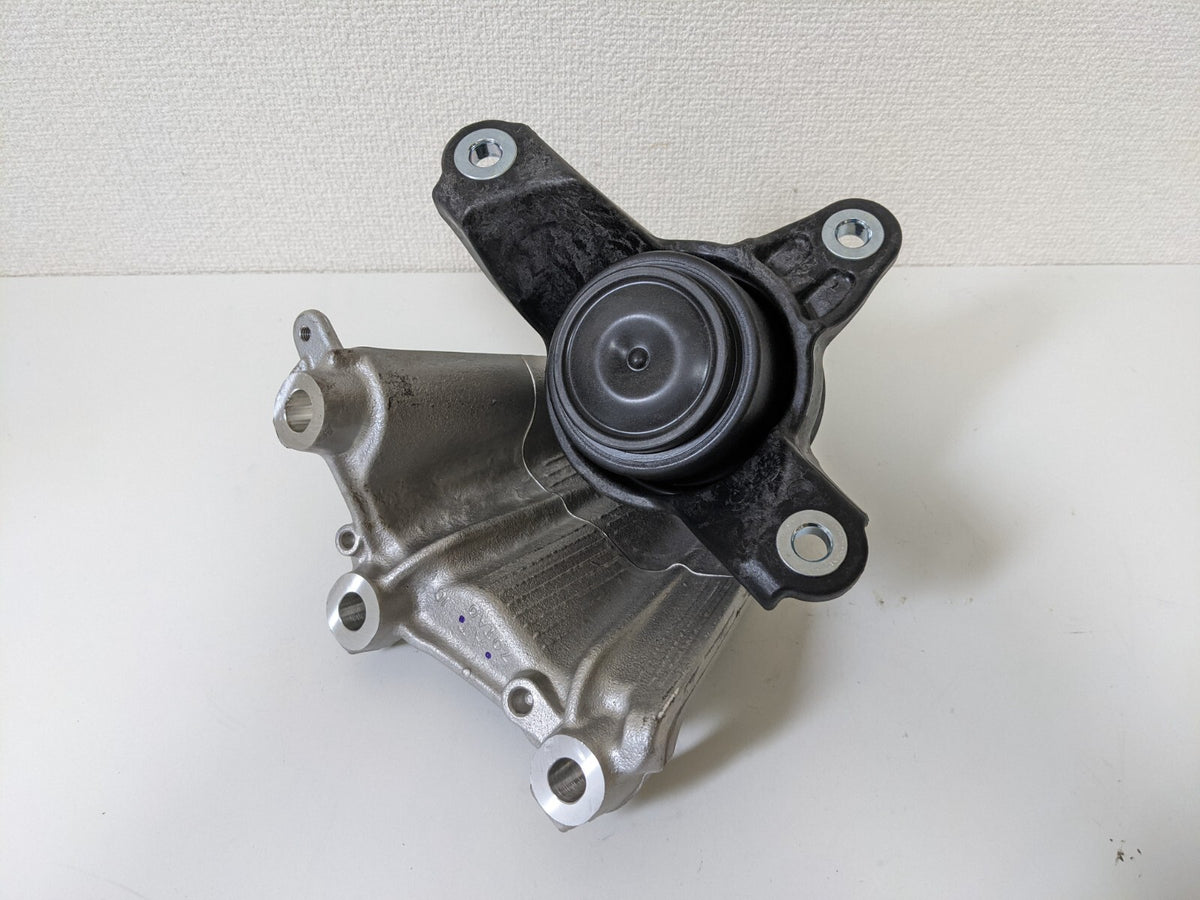 Upper Transmission Mount for 2008-2012 Honda Accord/ 2009-2013 Acura TSX 2.4L *