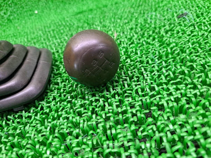 Honda Acty HA3 HA4 HH3 HH4 1990-1999 shift boot shift knob OEM JDM