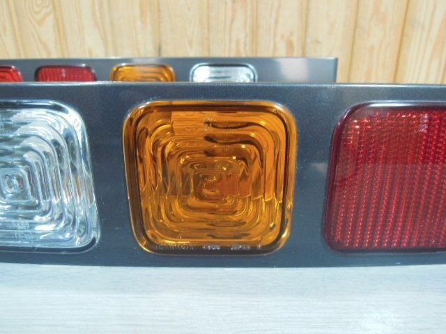 Nissan Cube BZ11 2002-2004 Tail Light Lamp ICHIKOH 4965 Genuine OEM JDM