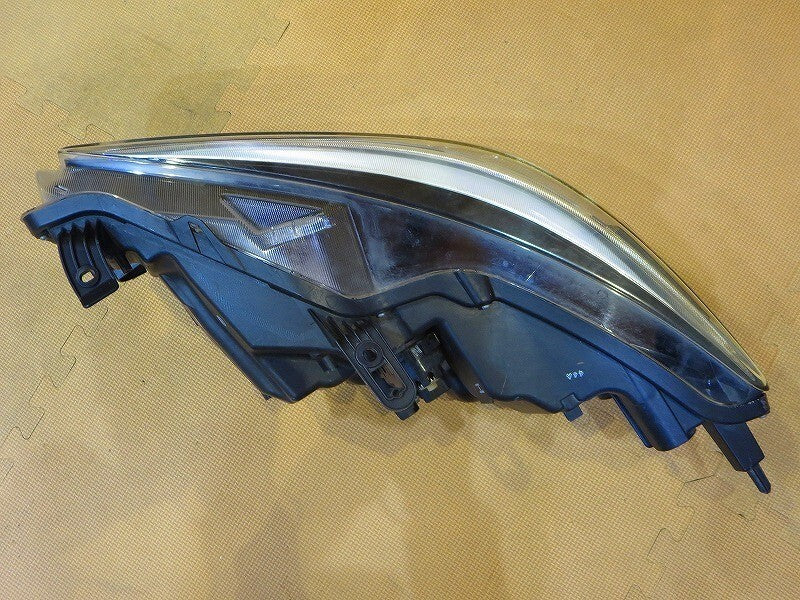 Nissan Skyline V37/HV37/YV37 Early Model LED Right Headlight KOITO 100-23616