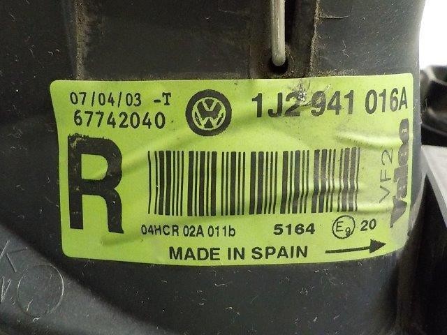 Volkswagen VW Golf 1JAZJ 1997-2003 Right Headlight Lamp Genuine OEM