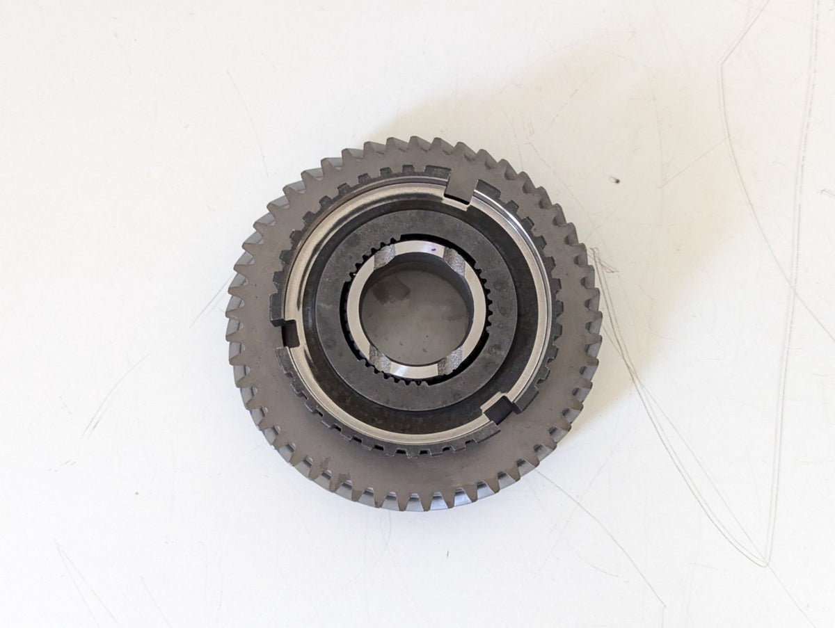 33046-25030 Genuine Toyota DYNA / TOYOACE 5th Countershaft Gear OEM