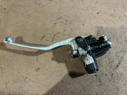 Yamaha V-Max VMAX 1200 VMX1200 1985-2007 Front Brake Master Cylinder OEM