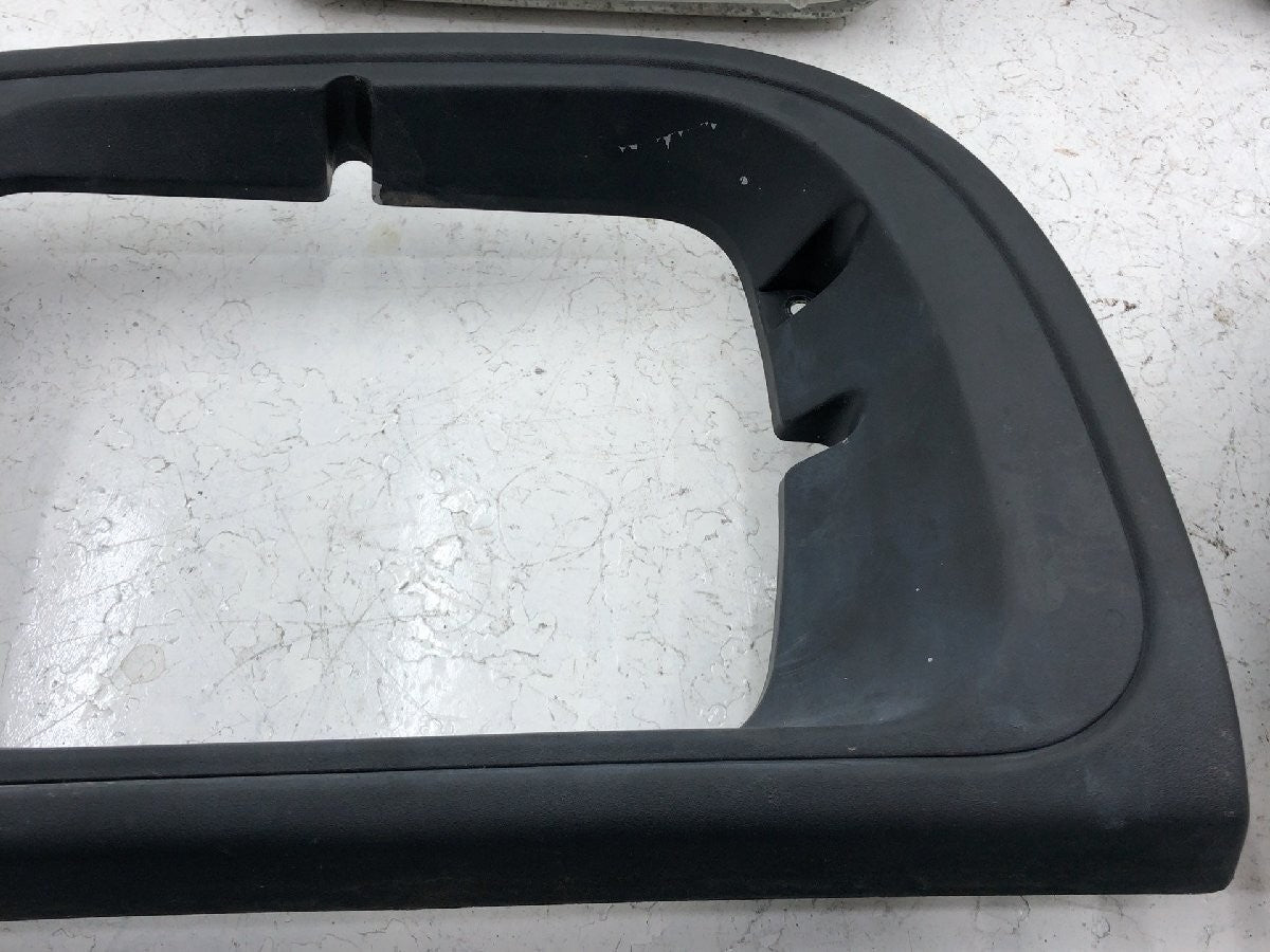 Mitsubishi Minicab U42T Headlight and Cover Trim blinker turn signal