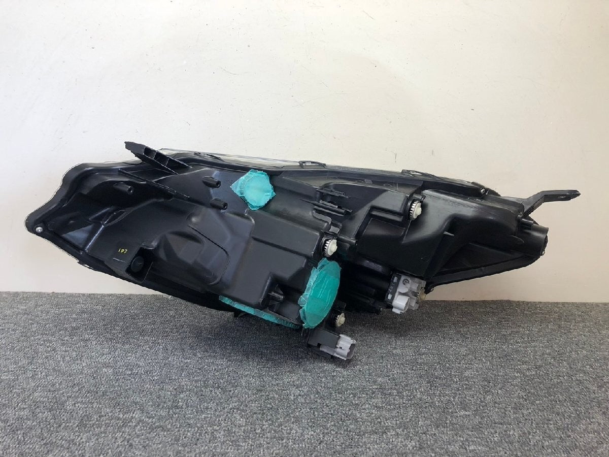 Toyota Yaris Vitz NSP130 NSP135 NCP131 Mid-term LED Right Headlight KOITO 52-270