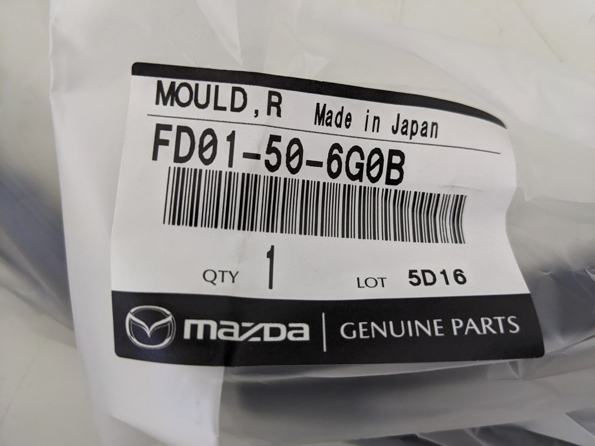 MAZDA Genuine RX-7 FD3S 1991-1998 Rear Grass Windshield Molding set JDM OEM