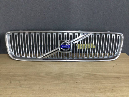 Volvo V70R 1996-2007 Front Grille 08693346 Genuine OEM