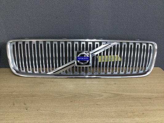 Volvo V70R 1996-2007 Front Grille 08693346 Genuine OEM