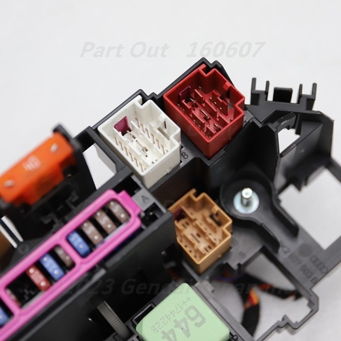 Macan Turbo 95B Fuse Box 8K2937503B Porsche 95BCTL