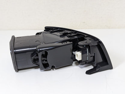 55670-60190 TOYOTA Genuine LANDCRUISER Instrument Panel Register AC Heater