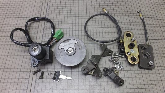 Suzuki RG400 Gamma 1985-1986 Ignition Switch Lock Key Set Genuine OEM