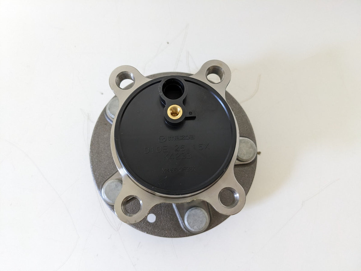 D10E-26-15X MAZDA Genuine Wheel Bearing & Hub Kits CX-3 OEM Japan NEW
