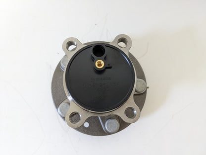D10E-26-15X MAZDA Genuine Wheel Bearing & Hub Kits CX-3 OEM Japan NEW
