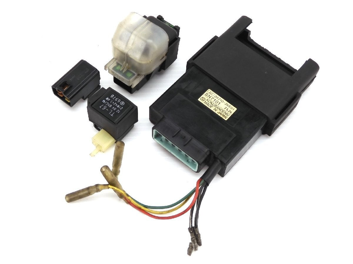 Suzuki Bandit 750 GSF750 GR7EA 1996-1997 Electrical Relay Set Indicator OEM