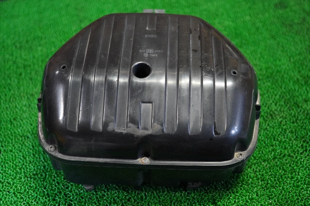 Suzuki GSX-R750 2000-2003 Air Cleaner Box Airbox Genuine OEM