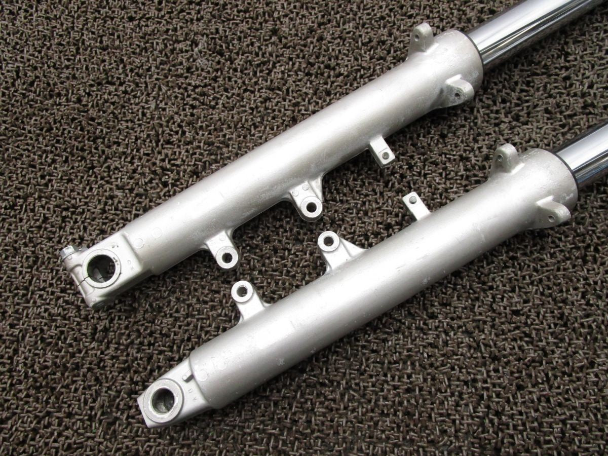 Suzuki GSF750 GR7EA Front Fork 41mm