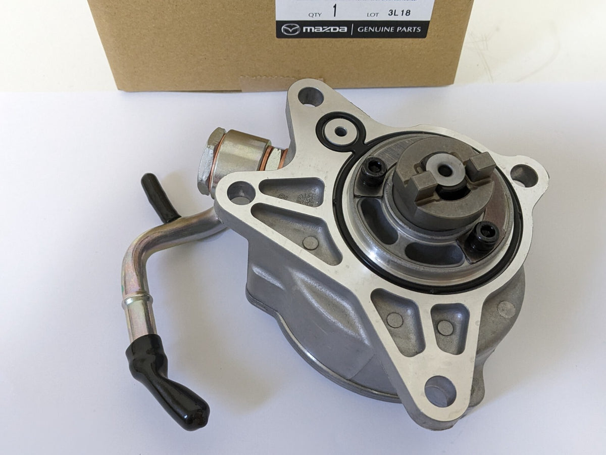 SH15-18-G00A Mazda Genuine Vacuum Pump - Mazda6 GJ CX-5 3 2.2 Diesel SKYACTIV