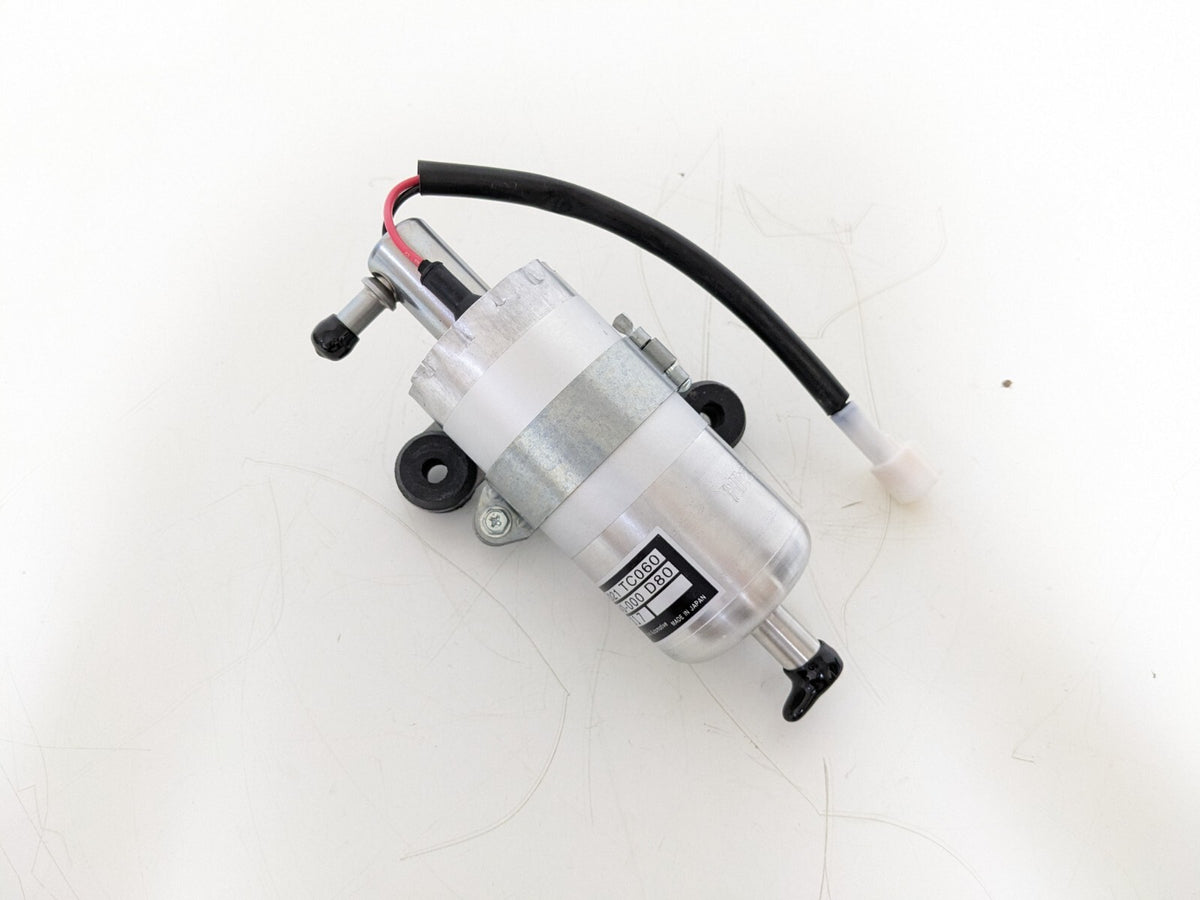 SUBARU GENUINE OEM FUEL PUMP ASSY SAMBAR VAN TRUCK TT1 TT2 TV1 TV2 42021TC060