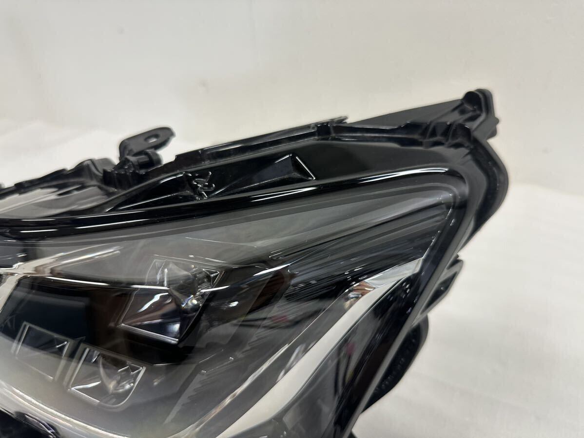 LEXUS IS 30 series Mid-term ASE30 AVE30 AVE35 GSE31 Left Headlight KOITO 53-100