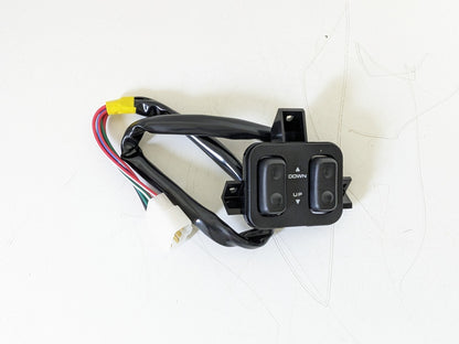 NA01-66-350A-00 MAZDA GENUINE MIATA MX5 90-97 CENTER POWER WINDOW SWITCH   *