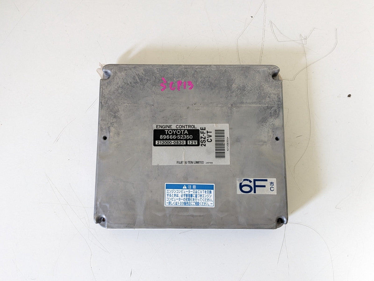 Toyota YARIS Vitz SCP13 2SZ-FE Engine Computer ECU 89666-52350 OEM JDM