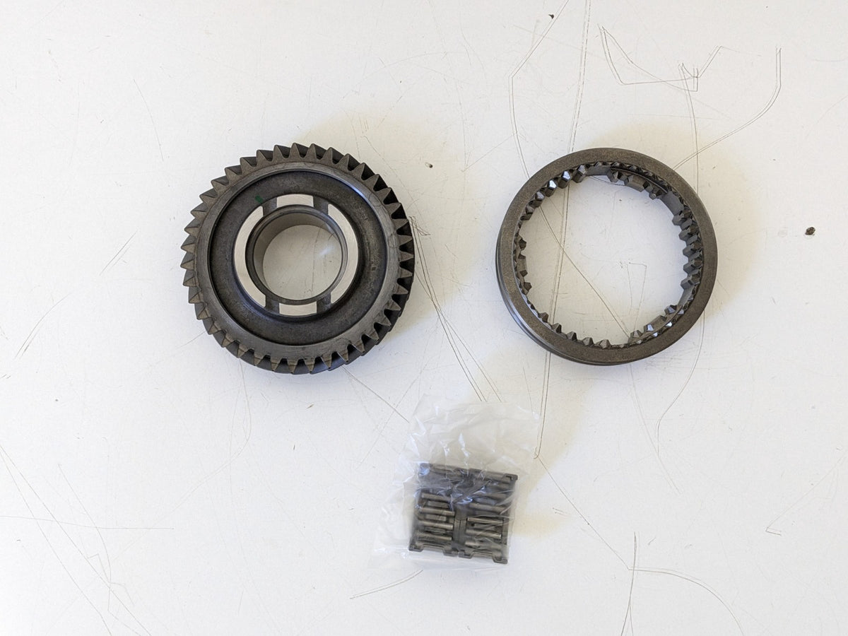 Toyota RAV4 Genuine 5TH Gear Repair KIT, GEAR &amp; SLEEVE &amp; BEARING Set OEM