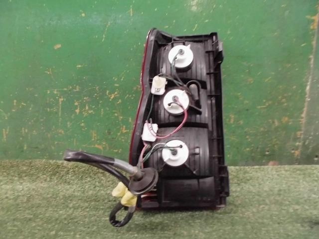 Nissan Kix H59A Right Tail Light Lamp Genuine OEM 2008-2012