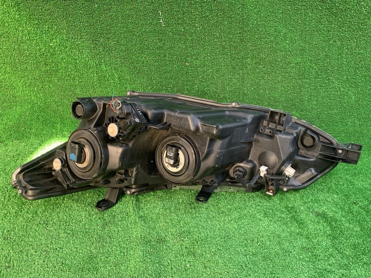 Toyota Corolla Fielder Axio 160 NZE NRE 2015-2022 Right Headlight for SL
