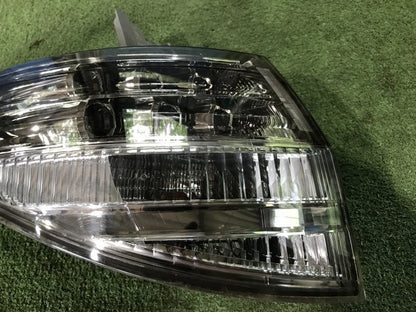 Toyota Estima Previa Tarago ACR50 GSR50 AHR20W Left Tail Light 2006-2008 OEM JDM