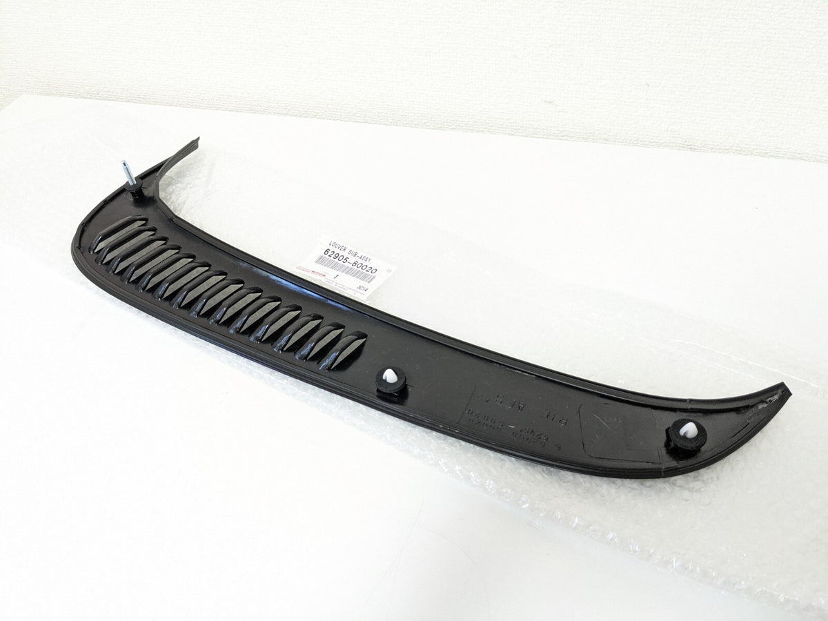 Genuine Toyota Land Cruiser 80 FJ80 Rear Louver Quarter Side Window Vent Set
