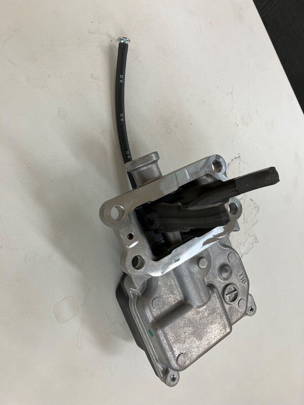 41400-35034 TOYOTA Genuine 4Runner Front 4WD Differential Vacuum Actuator
